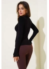 Basic Parmak Geçirme Detaylı Bluz siyah T4266