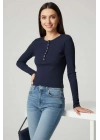 Çıtçıt Detaylı Bluz Lacivert T4343
