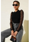 Dik yaka tül kollu bluz siyah t3066