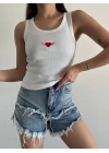 Kalp kanatlı atlet
