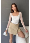 Kare Yaka Tül Detaylı Bluz