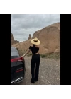 Madonna yaka bol paça pantolonlu takım