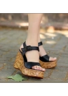 Riboy Siyah Cilt Dolgu Topuk Sandalet