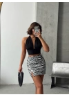 Tek yırtmaçlı zebra desenli deri etek beyazsiyah w24475-S