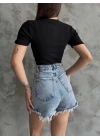 Üçlü kalp nakışlı bluz