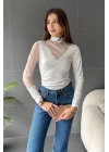 Yarım Balıkçı Tül Detaylı Bluz