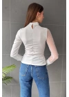 Yarım Balıkçı Tül Detaylı Bluz