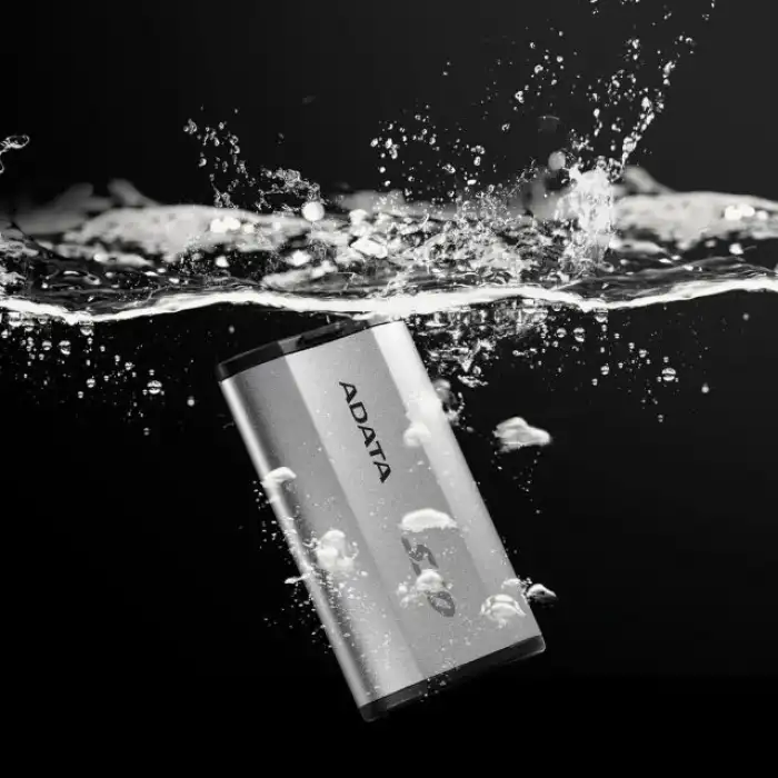 ADATA SD810 1000GB IP68 Su Geçirmez SSD