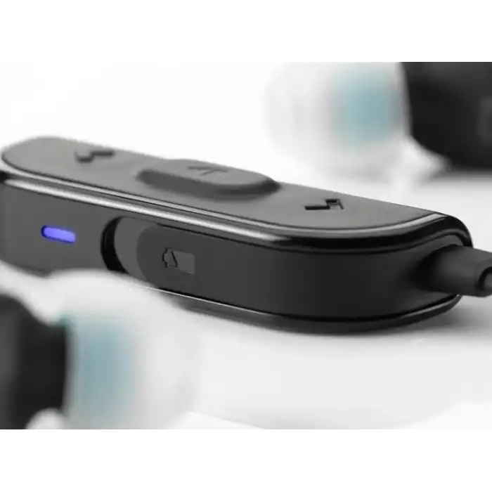 AKG N5005 Referans Sınıfı 5 sürücülü Kulak İçi Kulaklık