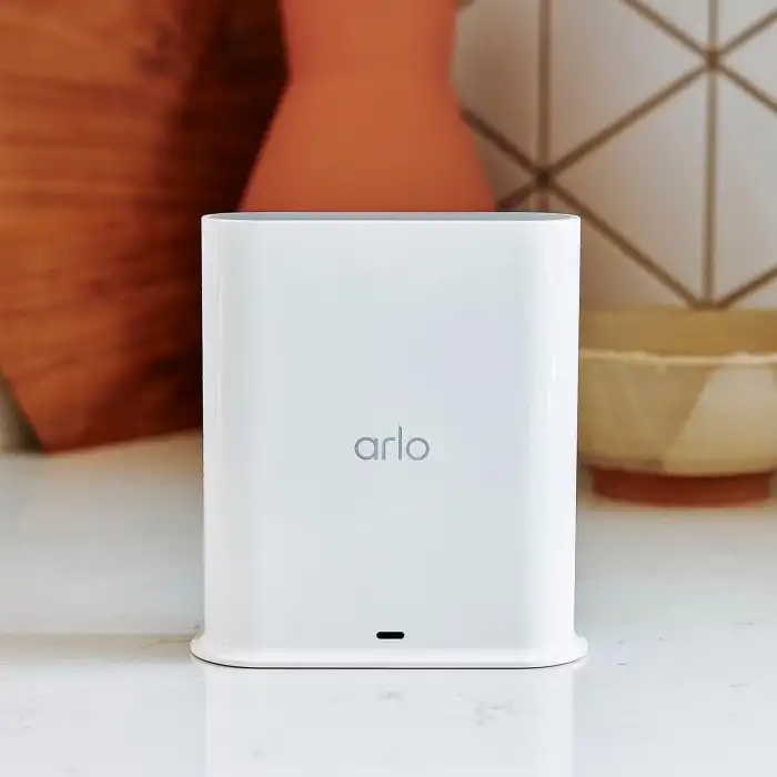 Arlo Pro SmartHub - Arlo Kameraları Wi-Fiye Bağlar - VMB4540