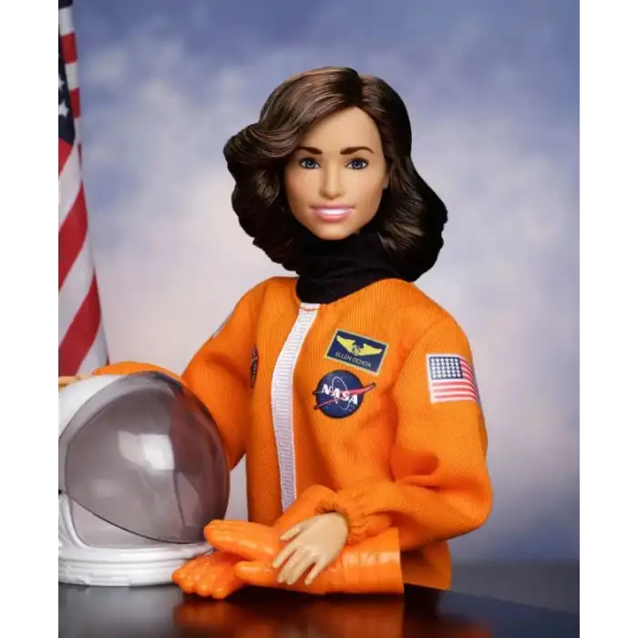 Barbie Ellen Ochoa Barbie İlham Veren Kadın Figür