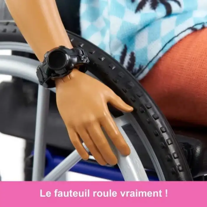 Barbie Fashionistas Tekerlekli Sandalye ve Kıvırcık Esmer Saçlı Bebek