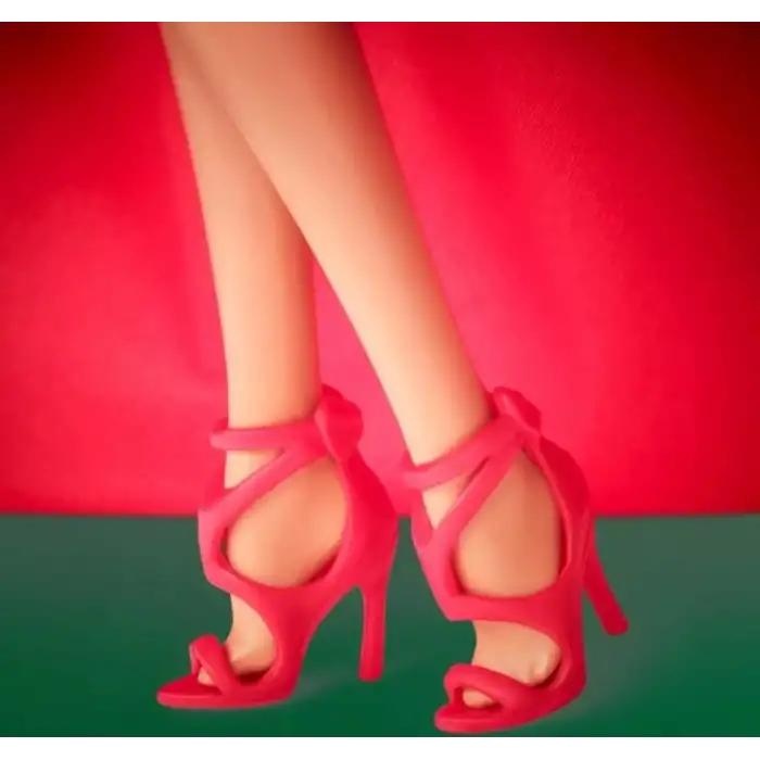 Barbie İmzası 2022 Yılbaşı Bebeği