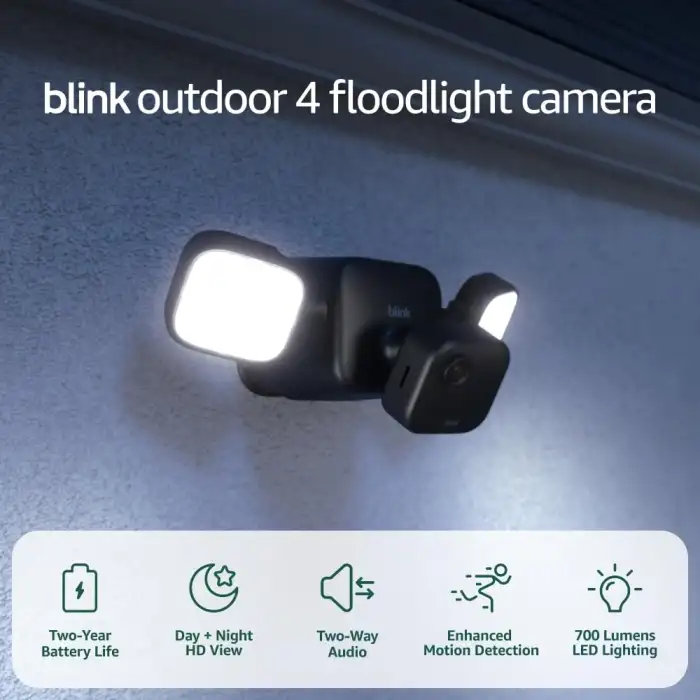 Blink Outdoor 4 Floodlight Kamera, Kablosuz Akıllı Güvenlik Kamerası, 1 Kamera