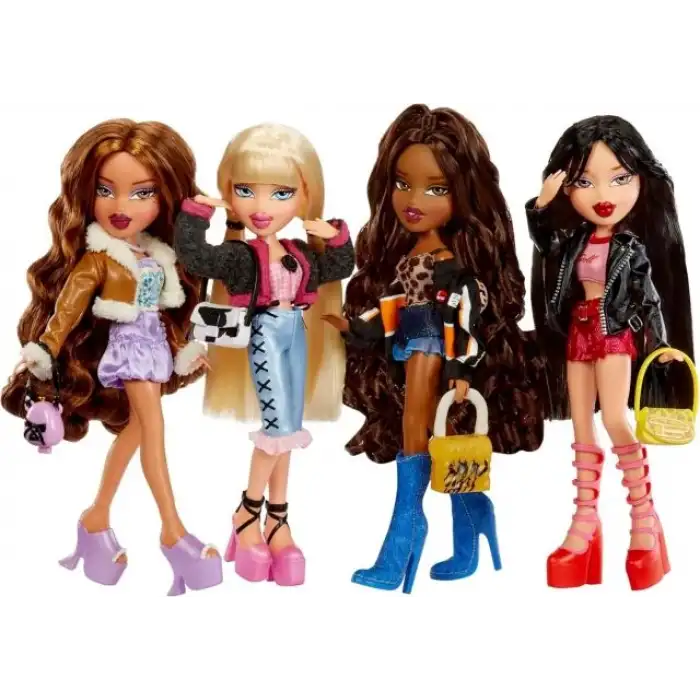 Bratz Dışarı Çıkıyor Cloe Moda Bebeği
