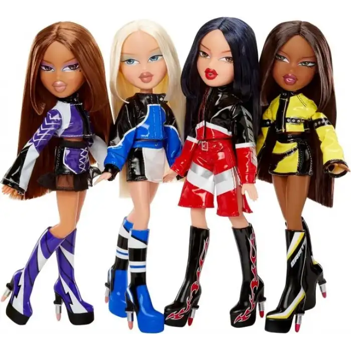 Bratz Scorchin Cloe Aksesuarlı Moda Bebeği