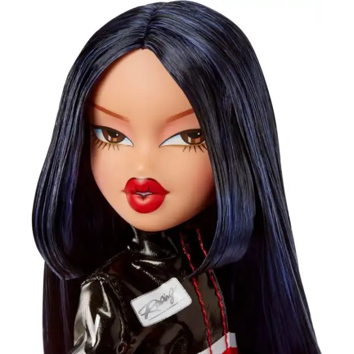 Bratz Scorchin Jade Moda Bebeği ve Aksesuarları