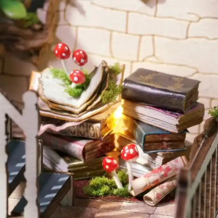 CUTEBEE DIY Ahşap Dollhouse Minyatür Kiti - Sihirli Ev