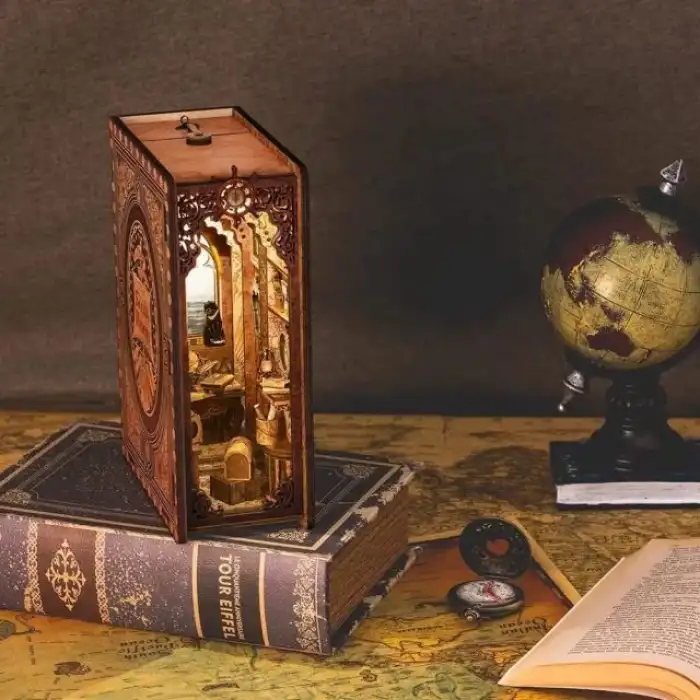 CUTEBEE DIY Dollhouse Kitaplık Hayvan Partisi Rave