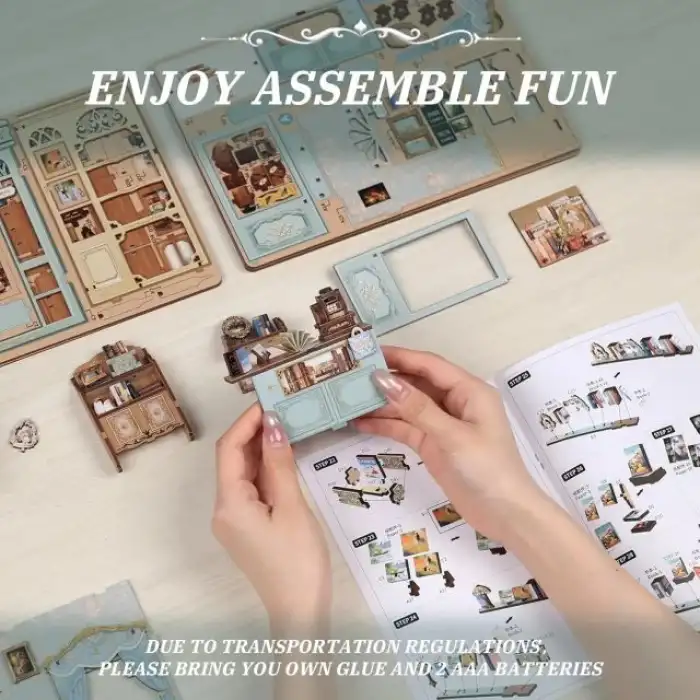 CUTEBEE Toz Kapaklı DIY Kitaplık Seti - Büyükbabanın Antika Dükkanı