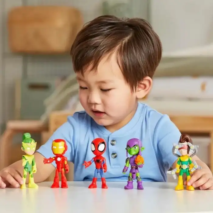 Hasbro Marvel Örümcek Adam ve Muhteşem Arkadaşları 5 Aksiyon Figürü