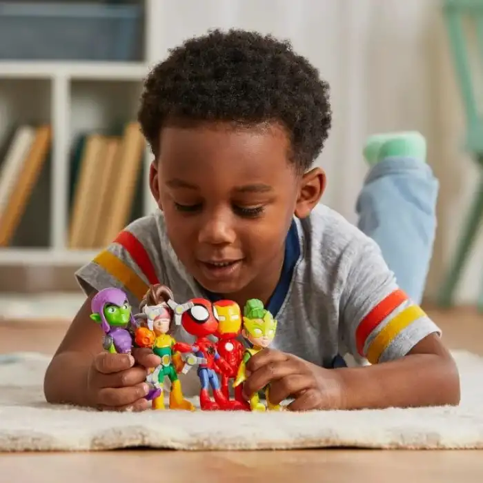 Hasbro Marvel Örümcek Adam ve Muhteşem Arkadaşları 5 Aksiyon Figürü