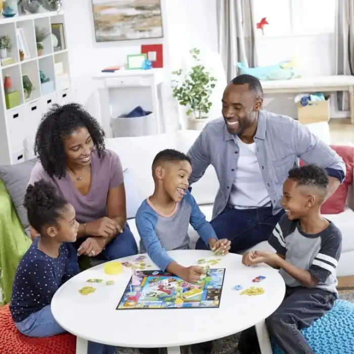 Hasbro Monopoly Junior Süper Mario Sürümü