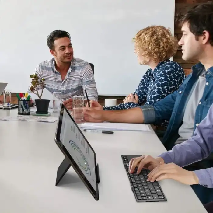 iClever Hassas TouchPadli Katlanır Bluetooth Klavye