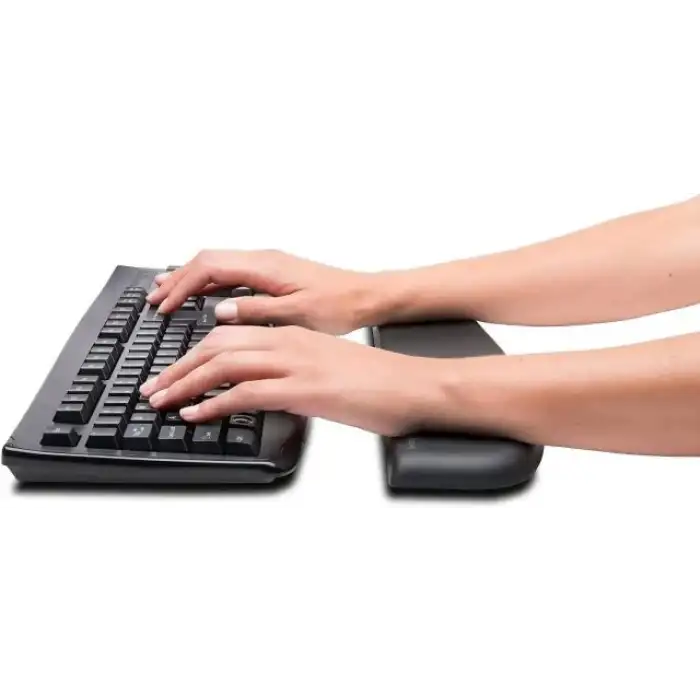 Kensington İnce Klavyeler için ErgoSoft Bilek Desteği (K52800WW)