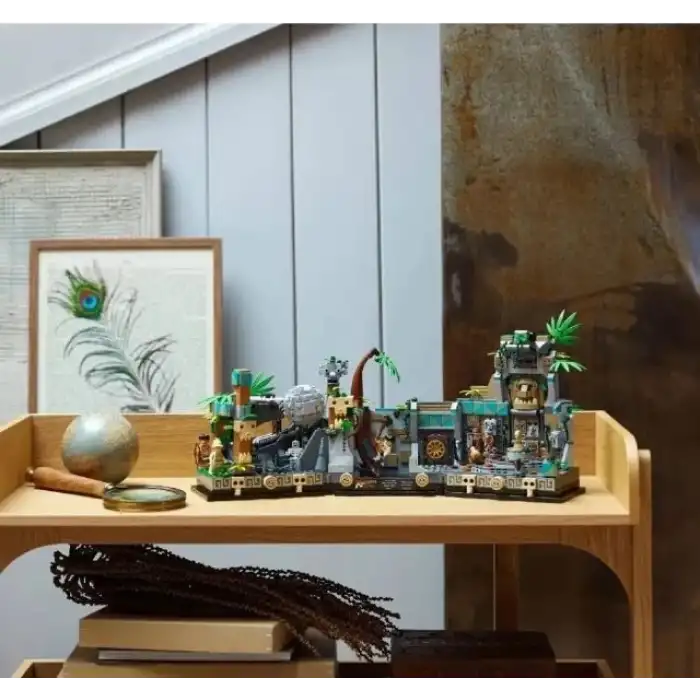LEGO Indiana Jones Altın İdol Tapınağı 77015 Yapı Seti