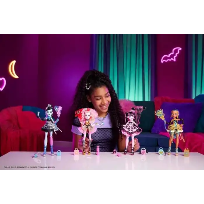 Monster High Korkunç Tatlı Doğum Günü Cupid Asteria Bebeği