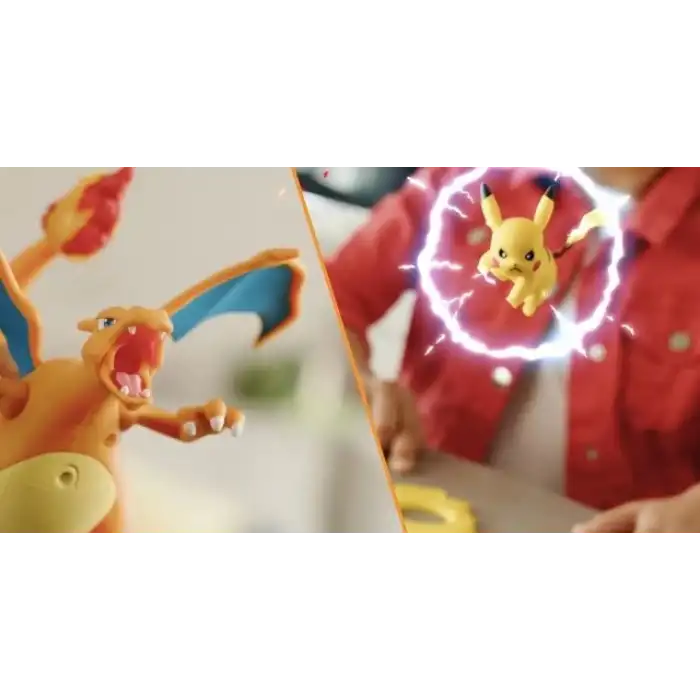 Pokemon Charizard Deluxe Özellik Figürü