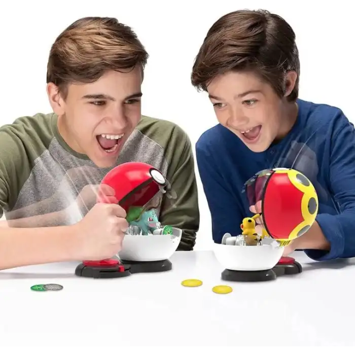 Pokémon Oyunu Sürpriz Topları ve 6 Saldırı Diski