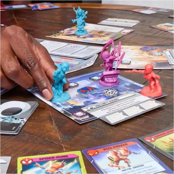 Spin Master Marvel United Süper Kahraman Kutu Oyunu