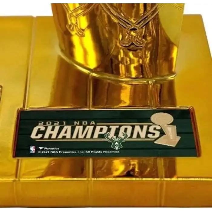 Spor Hatıraları Milwaukee Bucks İmzasız 2021 Kupa