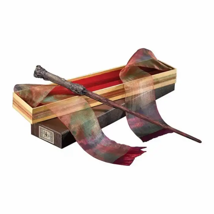The Noble Collection Harry Potter Asası ve Ollivanders Asa Kutusu