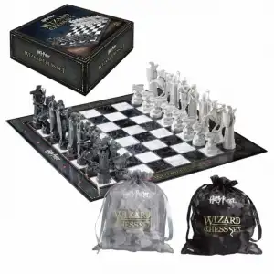 Noble Collection Harry Potter Wizards Satranç Seti - Siyah/Beyaz
