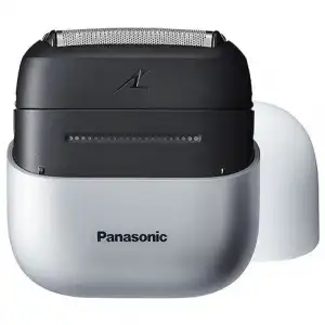 Panasonic Swipe Right 3 Bıçak Unisex Şarjlı Tıraş Makinesi Kuru/Islak ES-CM3A-W-Beyaz