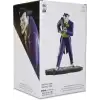 McFarlane Toys DC Direct - Joker: Mor Çılgınlık Heykeli