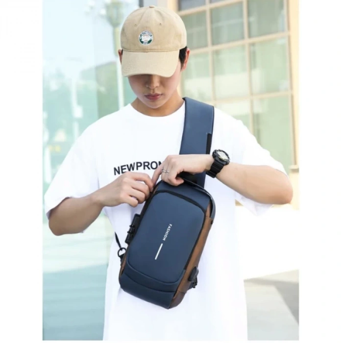 Powerbank Destekli Erkek Ön Göğüs Çantası