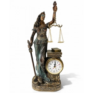 44x17 cm Polyester Saatli Adalet Figürü