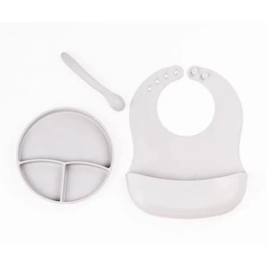 Gri 3’lü Silikon Yemek Seti – Önlük + Diş Kaşıyıcılı Kaşık + Vakumlu Tabak