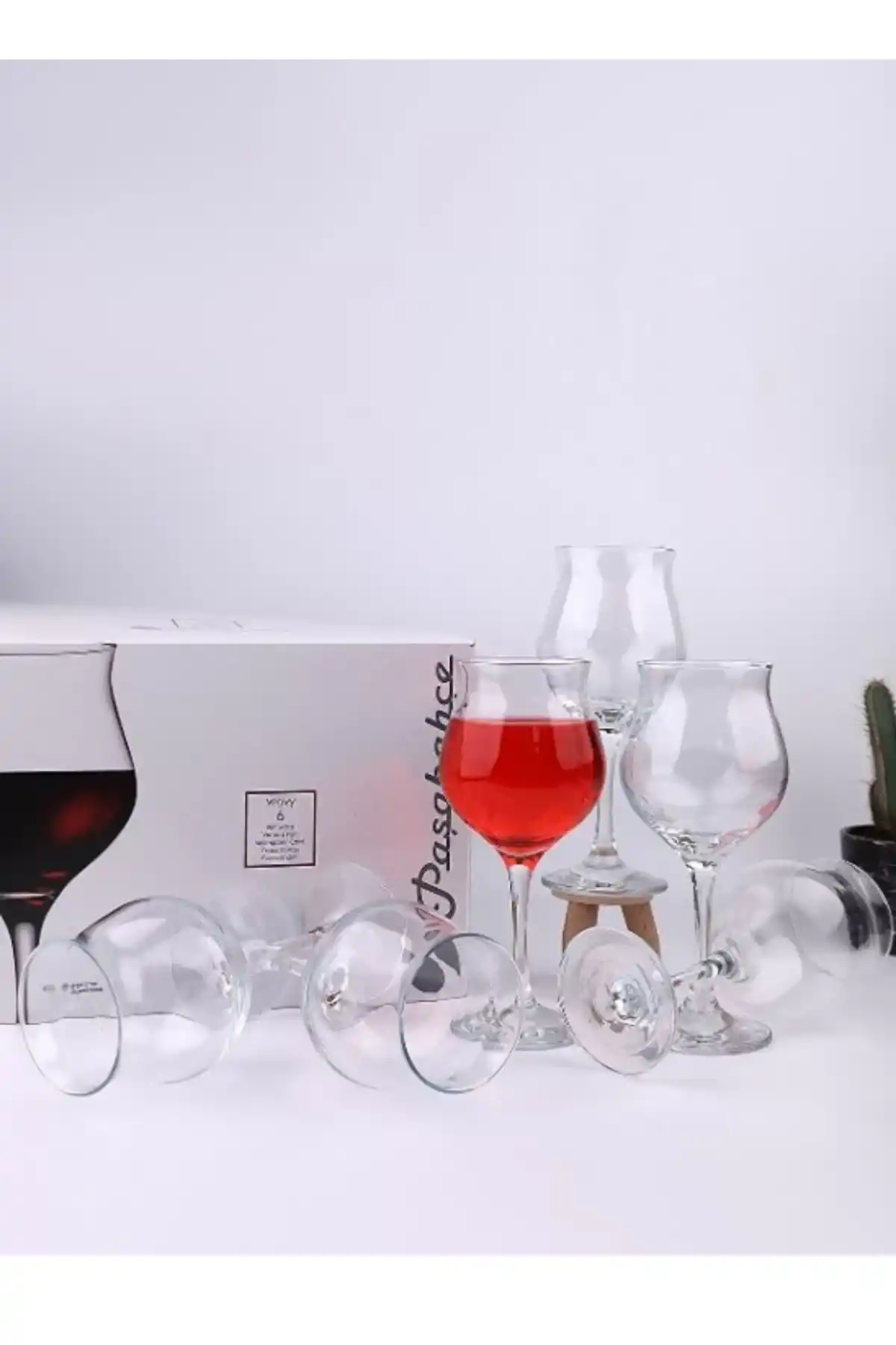 Paşabahçe 440278 Wavy Şarap Kadehi 475 cc 6lı