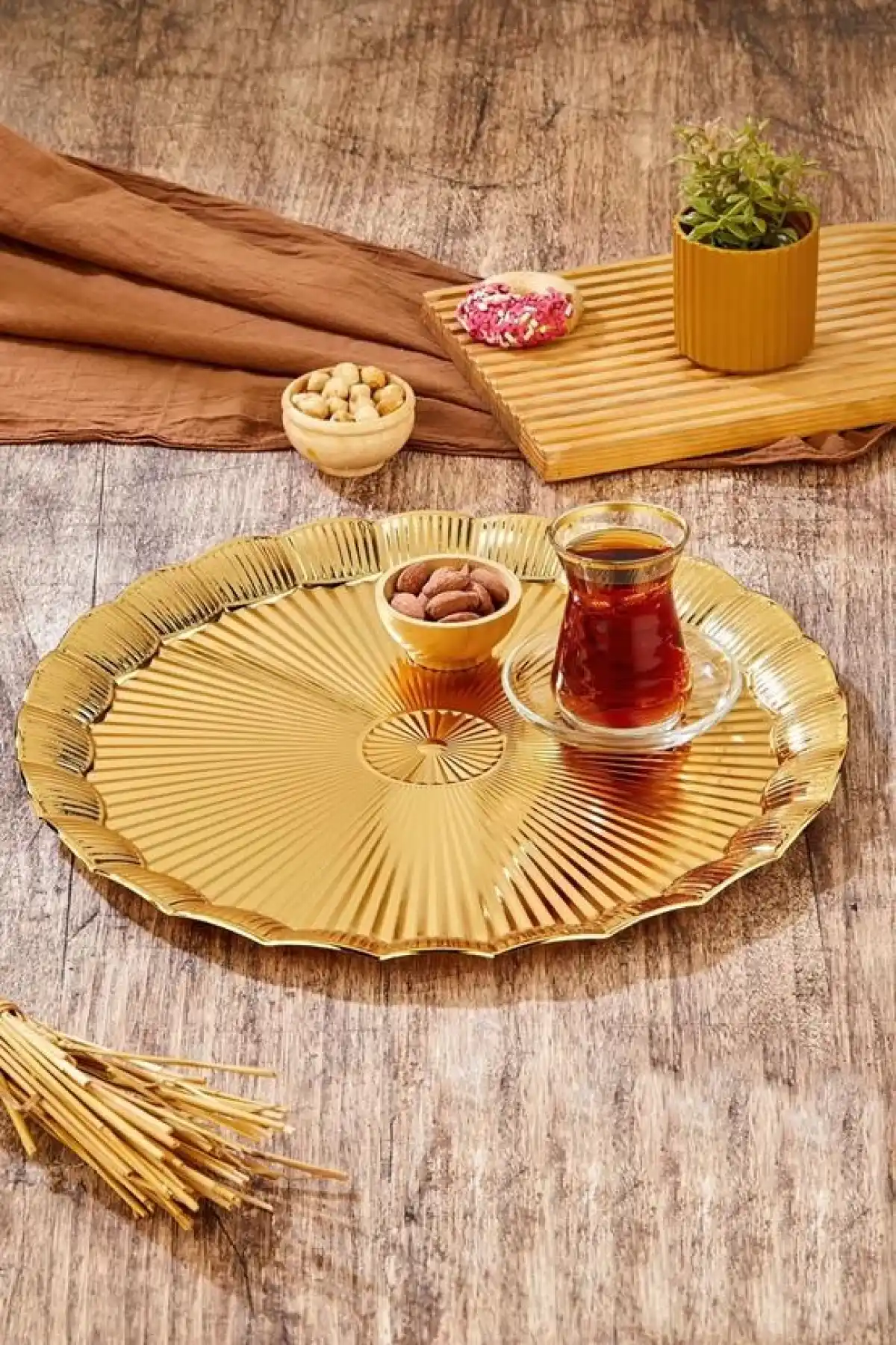 Cok Metal Tepsi Altın 35cm