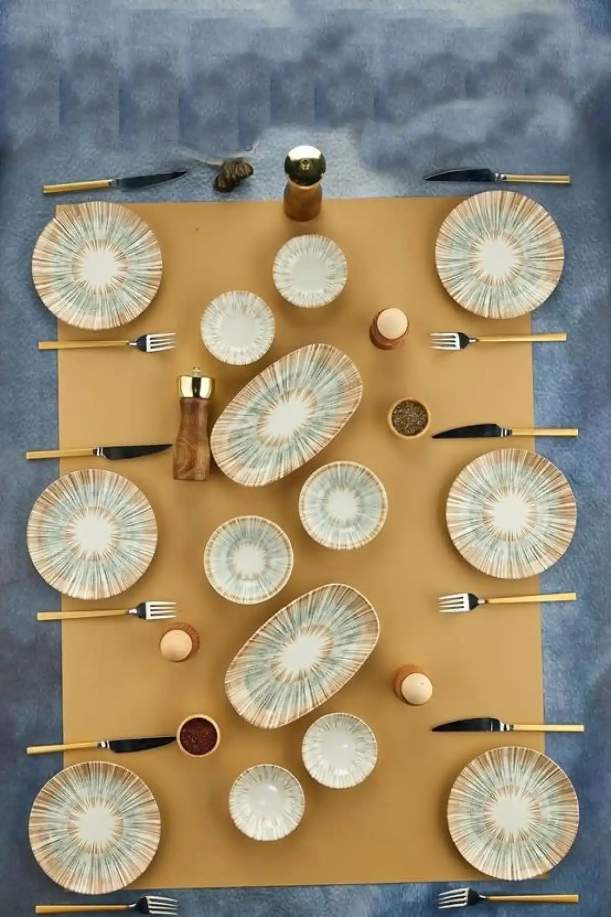 Cooker CKR4200 Çok Renkli Porselen Kahvaltı Seti 14 Parça