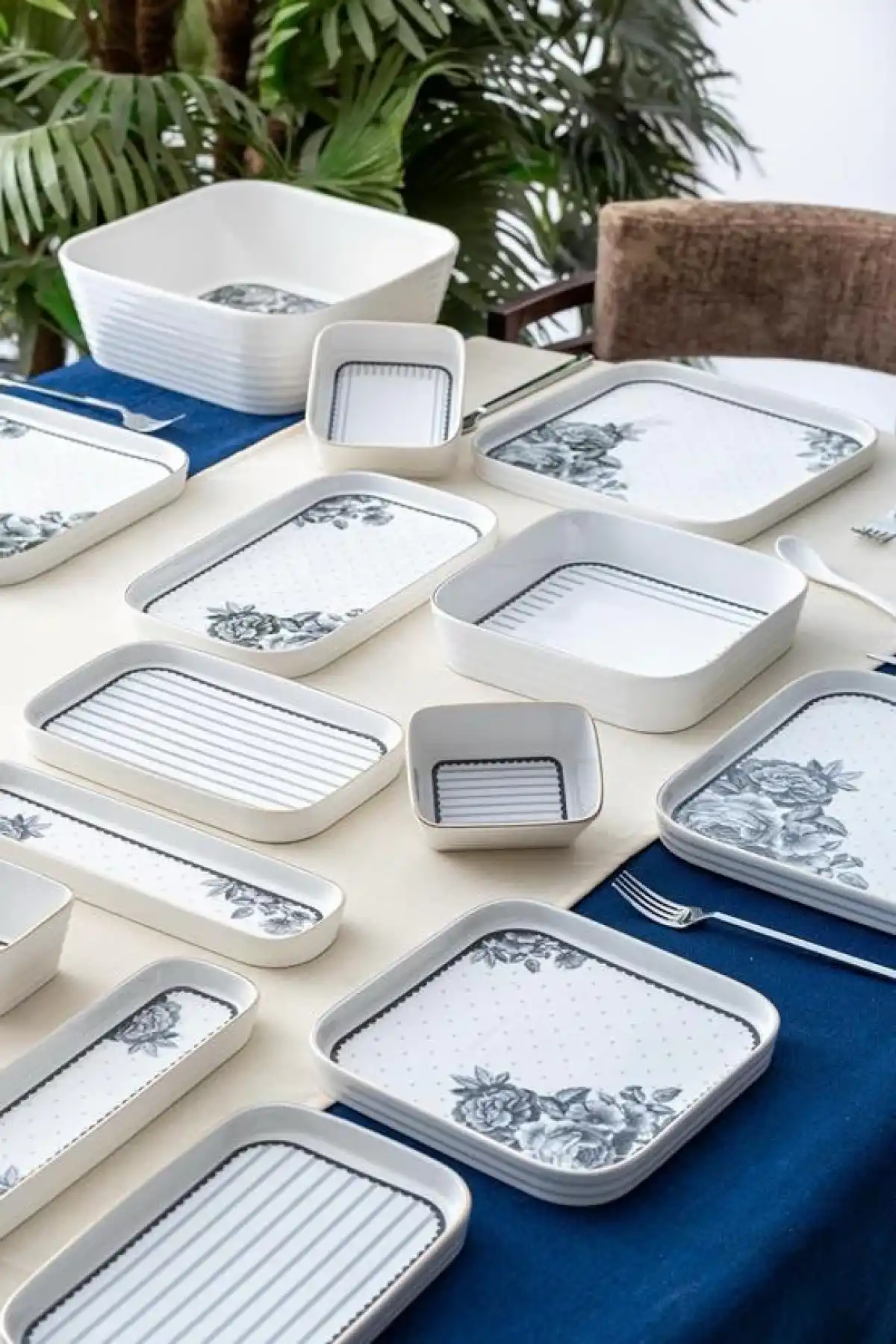 Acar PORWM5298 Çiçek Desenli Beyaz Kare Yemek Seti 45 Parça