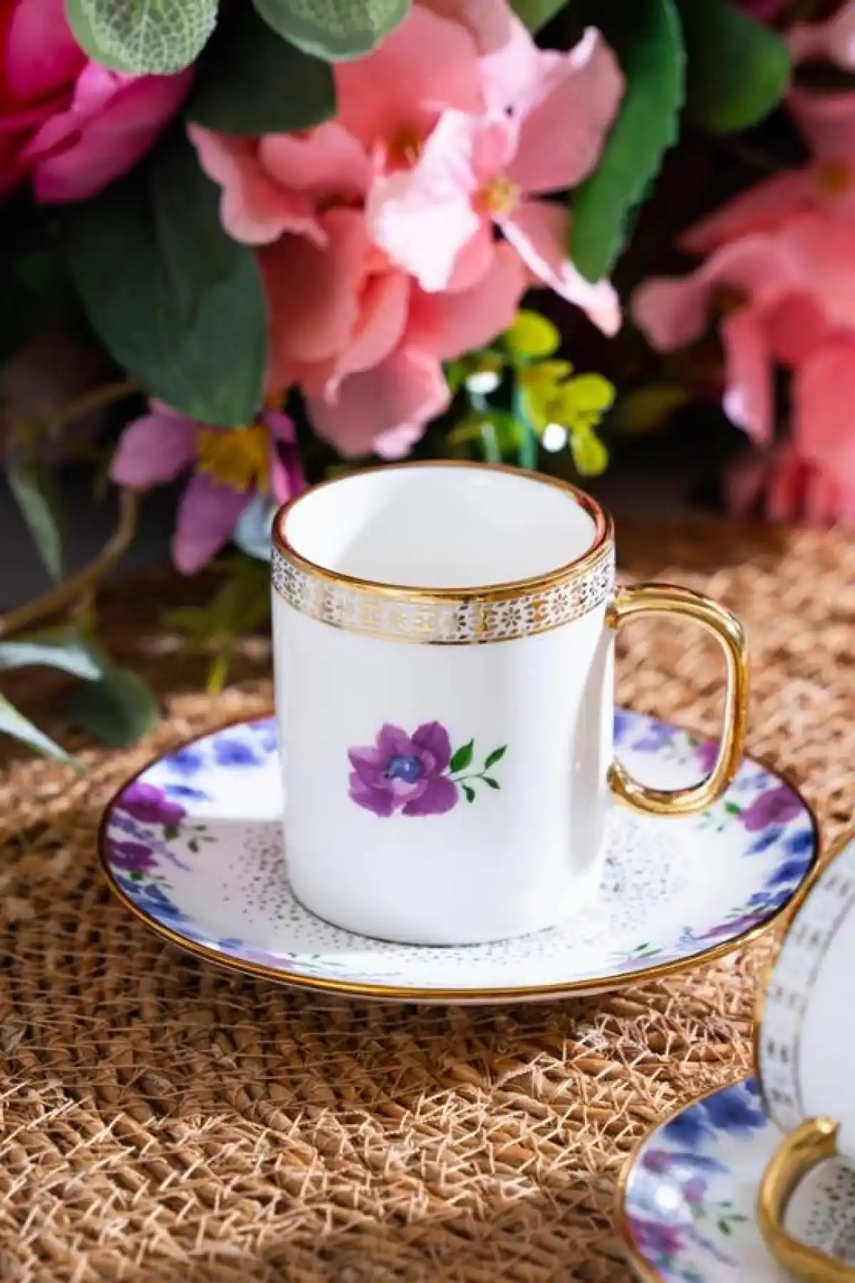 Acar KAI6901 Mor Çiçek Desenli Gold Detaylı Beyaz Porselen Kahve Seti 2li
