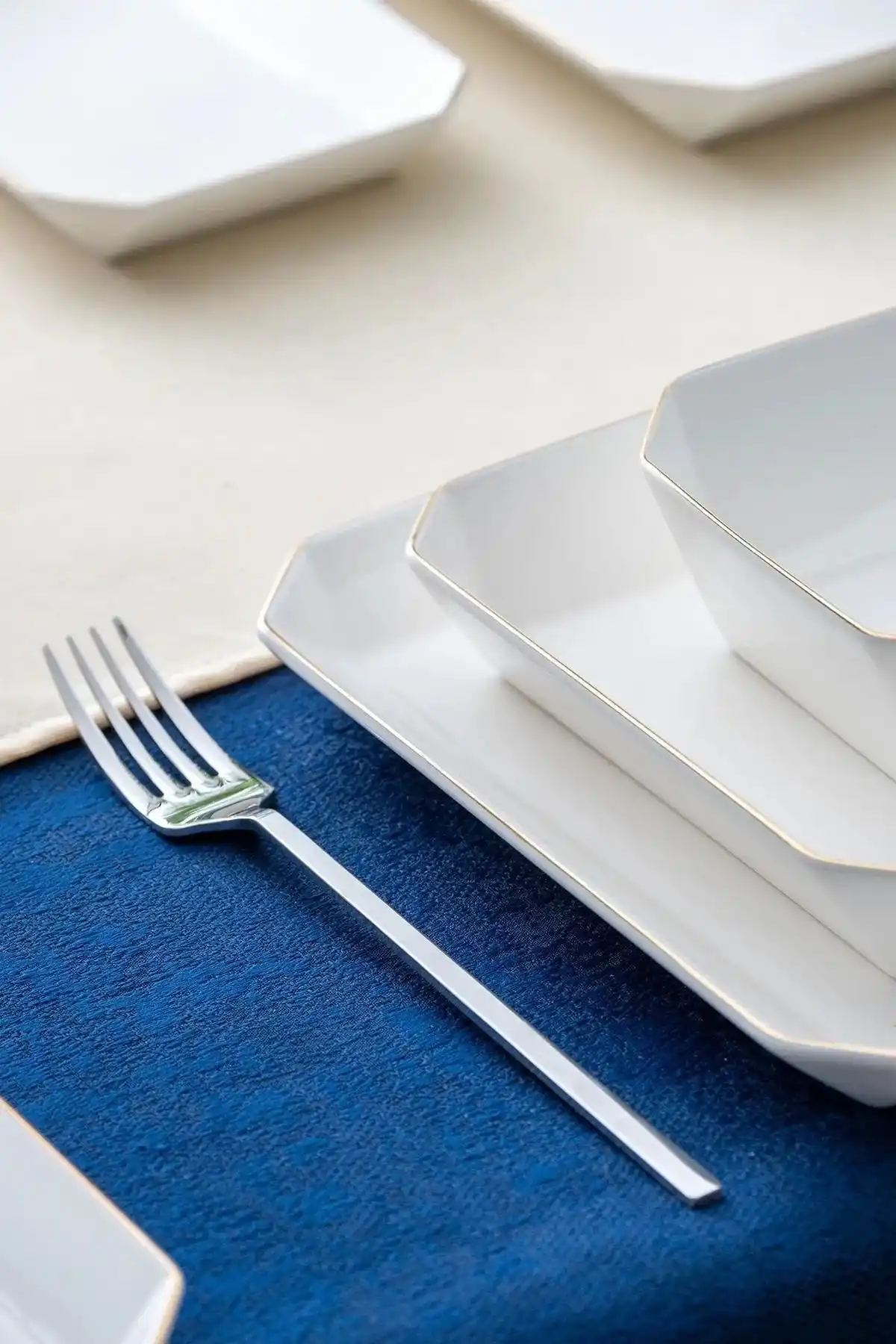 Acar PORWM5375 Gold Detaylı Beyaz Kare Porselen Yemek Takımı 29 Parça