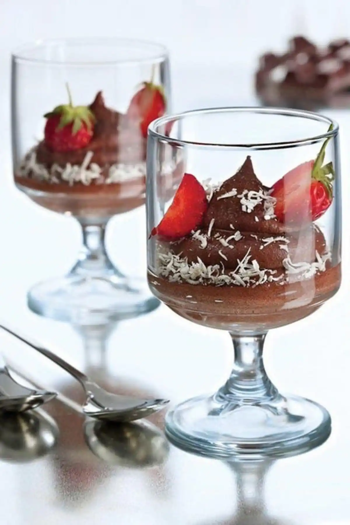 Paşabahçe 44074 Tower Ayaklı Su Kadehi 300 cc 6lı