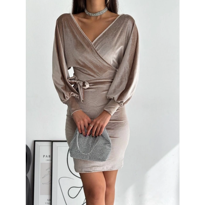 Kruvaze Yaka Kuşaklı Kadife Elbise